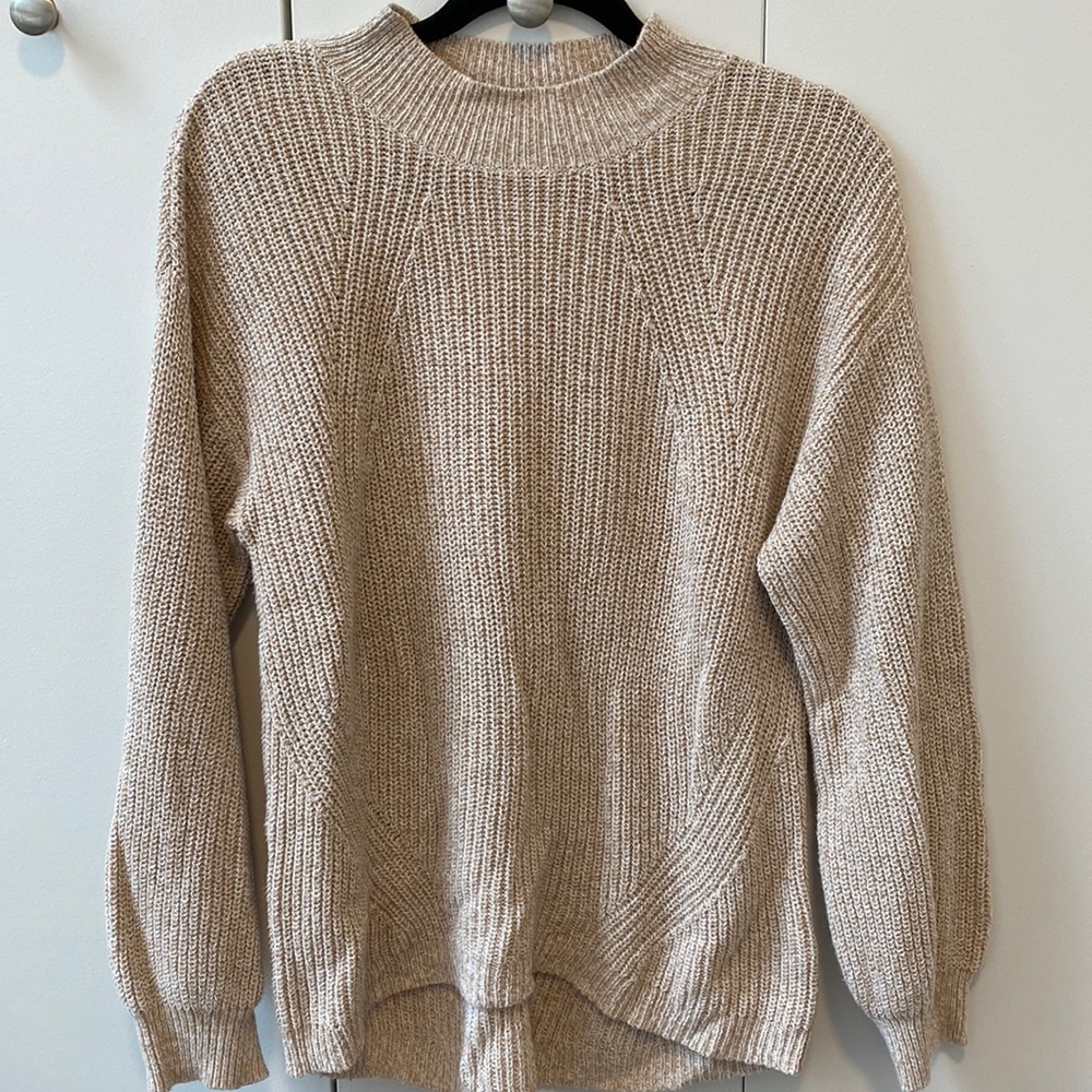 Old navy tan balloon sleeve sweater